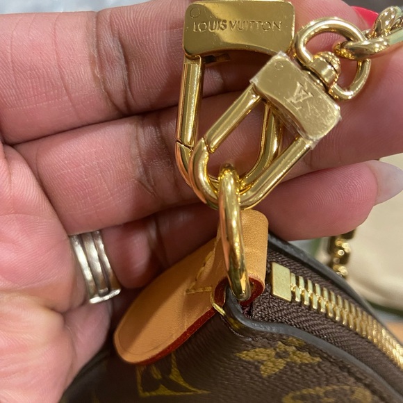 Louis Vuitton Boulogne - Picture 10 of 15